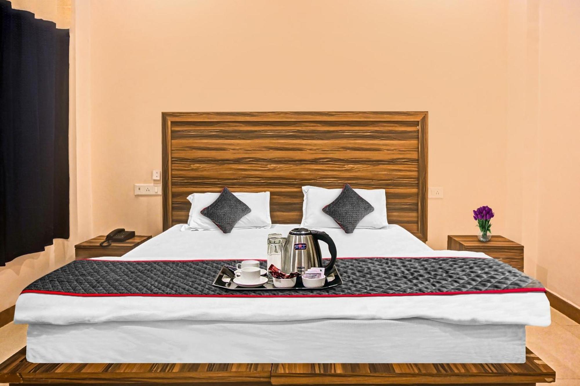 Sangam International Group Of Hotels Allāhābād Junction Zewnętrze zdjęcie