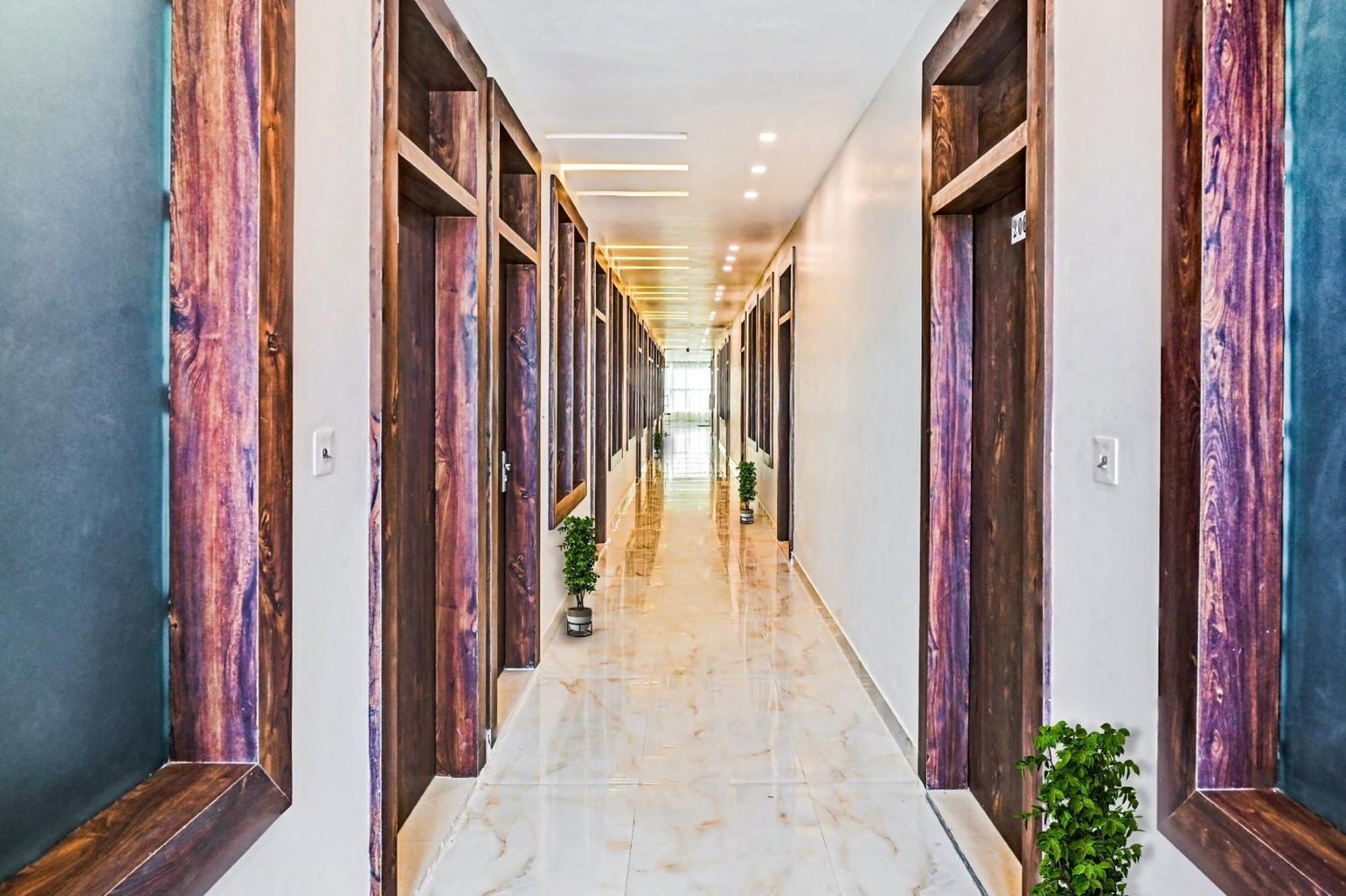 Sangam International Group Of Hotels Allāhābād Junction Zewnętrze zdjęcie